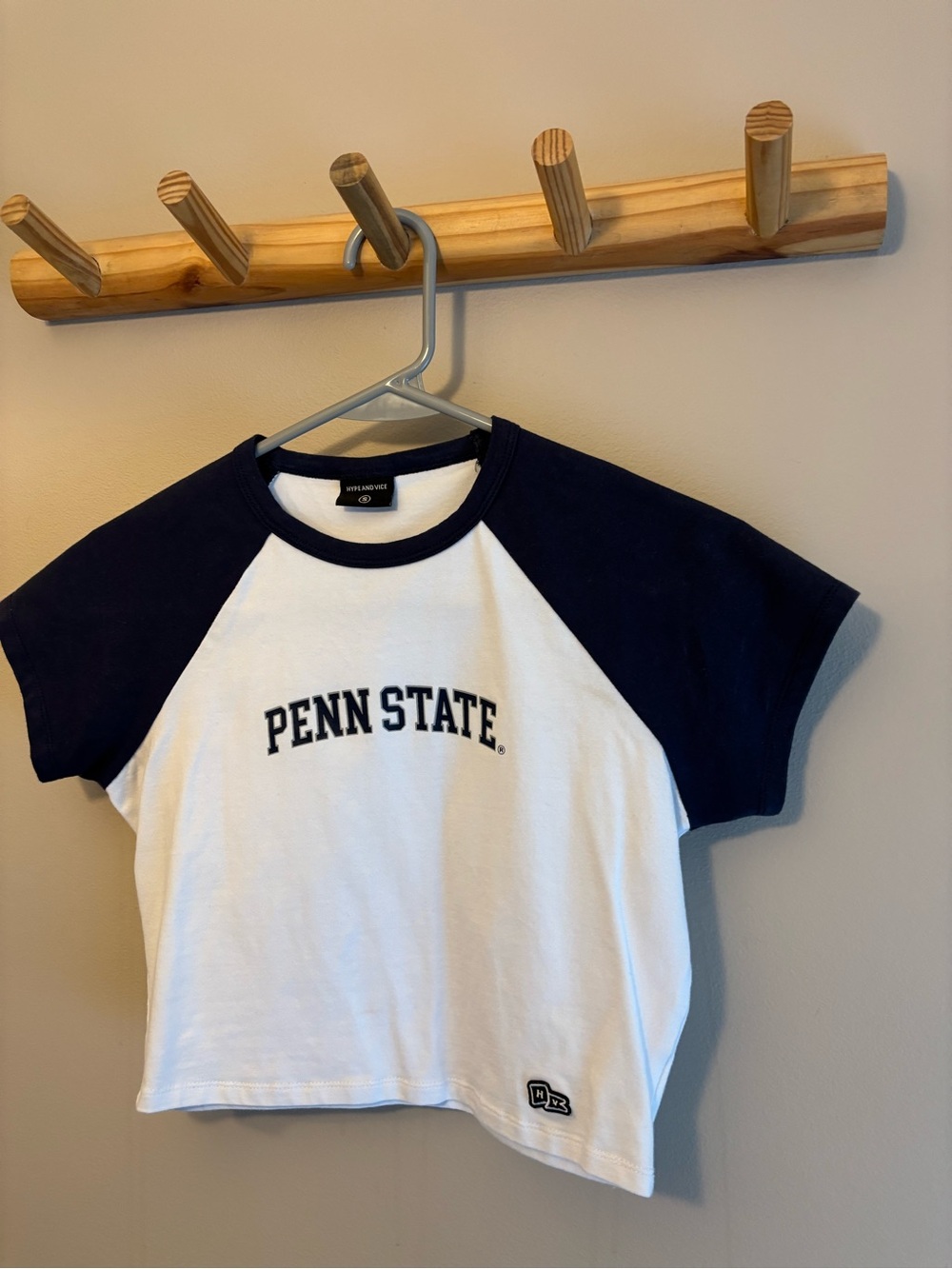 Women’s Penn State Short Sleeve Cropped Top - Picture 2 of 4